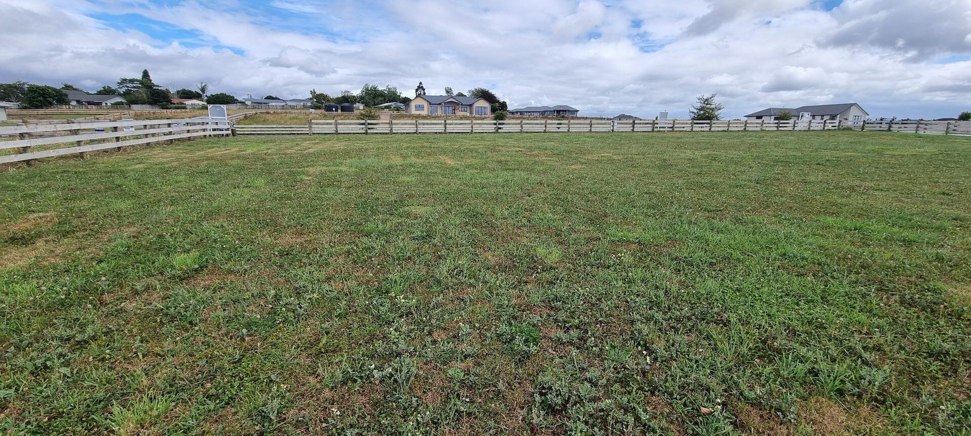 Lot image 2