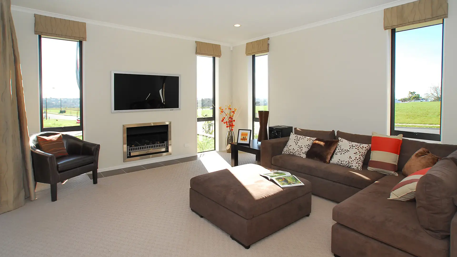 02-73-Westgate-Drive-Living