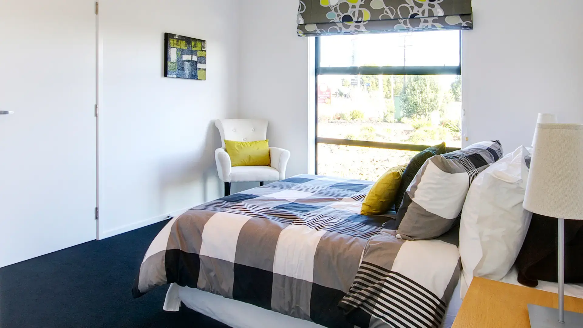 07-Kumeu-Showhome-002-2011-Tapu-Road-RW-Kumeu-Bed2