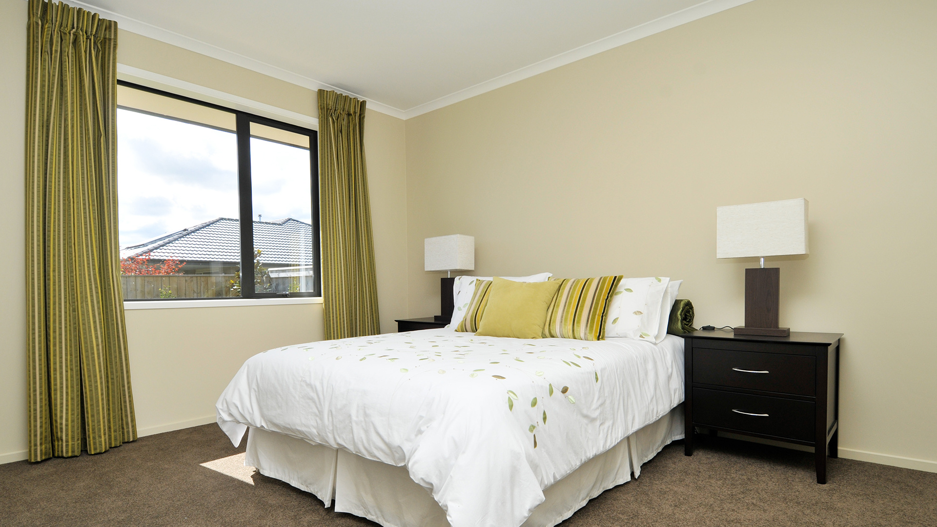 08-STI8390-3-Taranaki-Pl-Richmond-Bed2