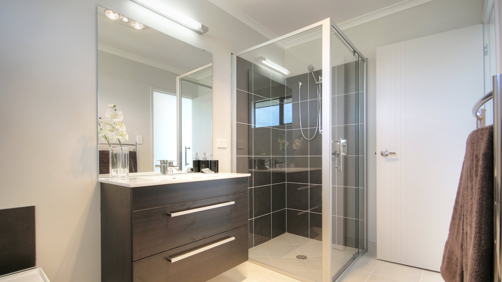 12-Karaka-Showhome-017-Bathroom2