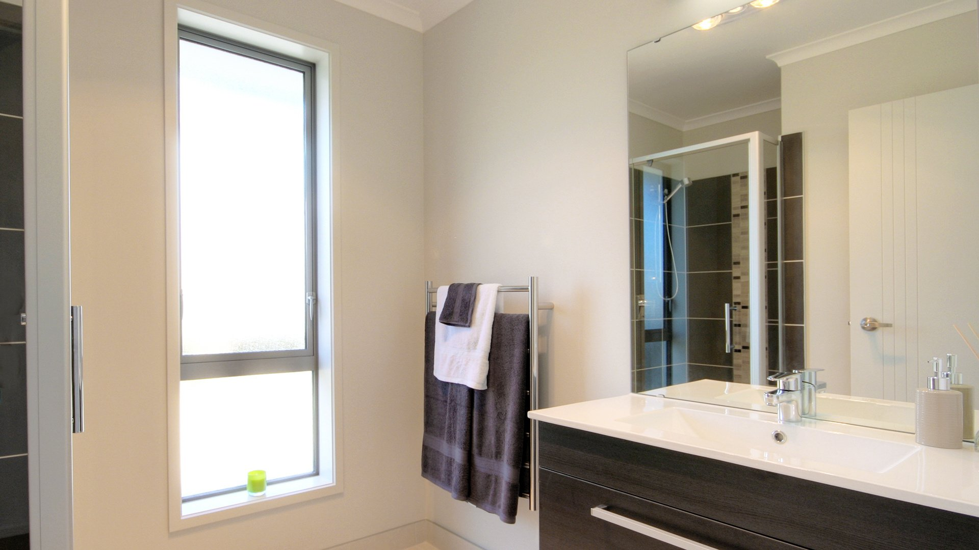 13-Karaka-Showhome-038-Bathroom3